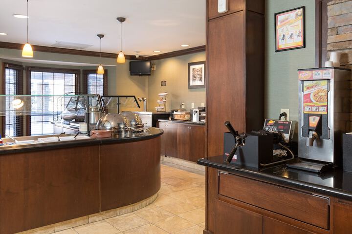 Staybridge Suites Toledo - Maumee by IHG