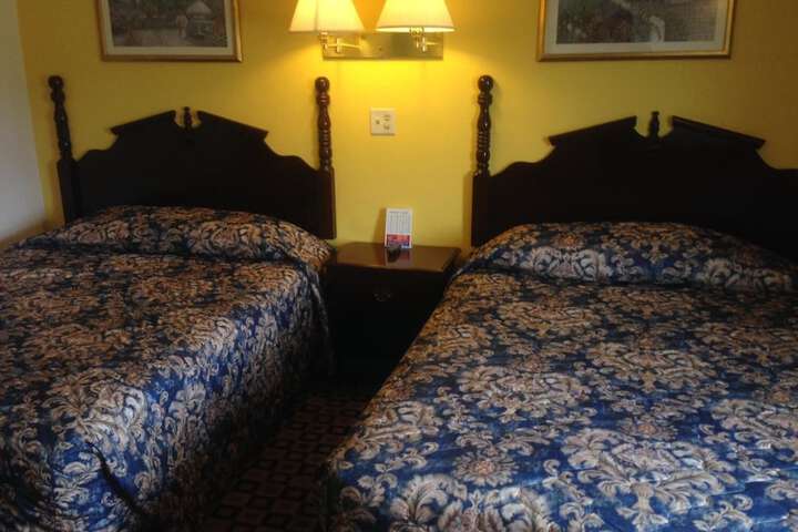 Room 22 of 33