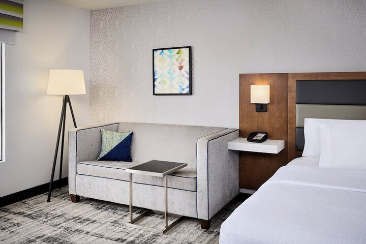 Room 7 of 22