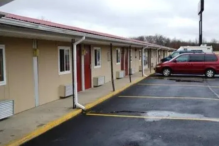 FAIRVIEW INN
