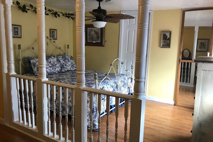 Room 60 of 104