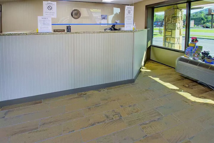 Hotel Interior 5 of 21