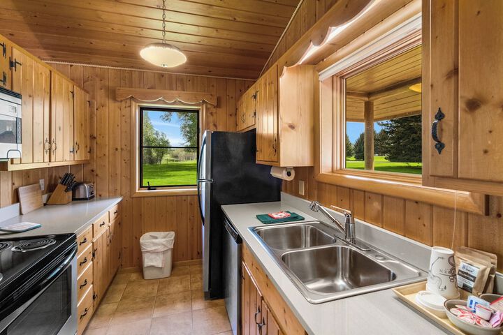 El Western Cabins & Lodges
