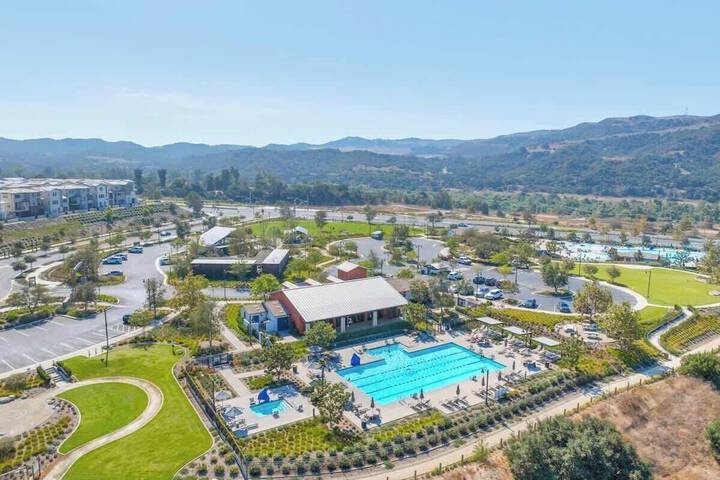 atmarbella Lane - Stylish Dream Home in RMV w / Pool