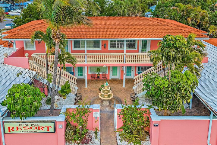 Hotel 5 of 83