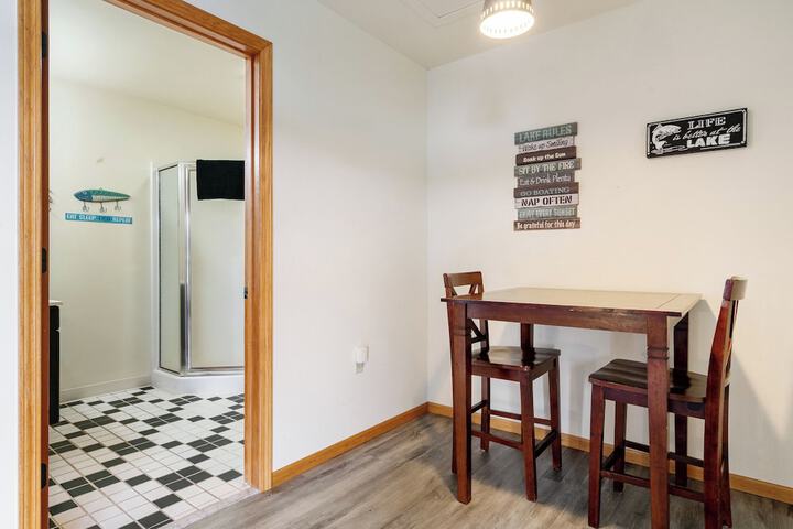 Room 122 of 154