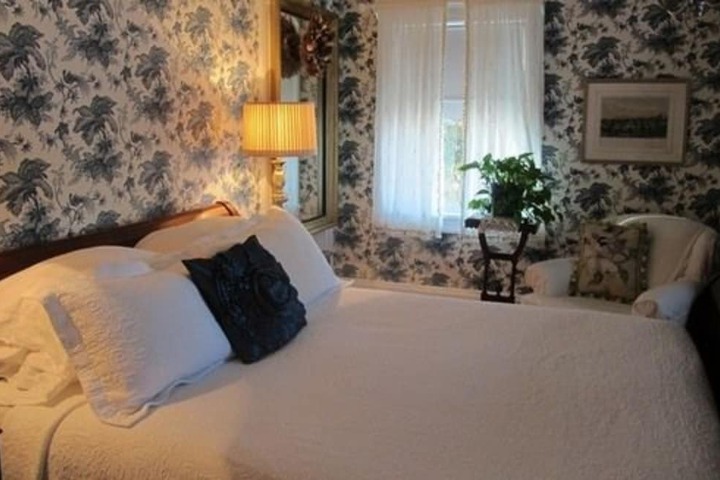 Room 14 of 53