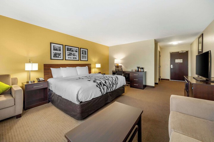 Room 19 of 53