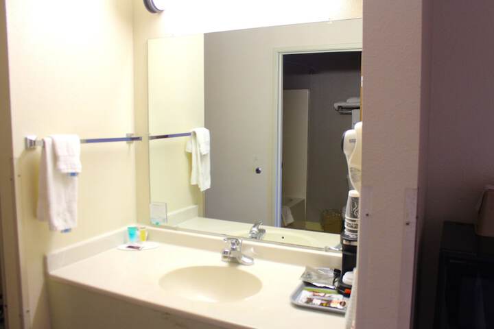 Room 7 of 22
