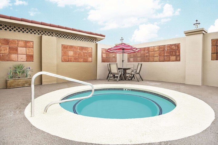 Pool 5 of 46