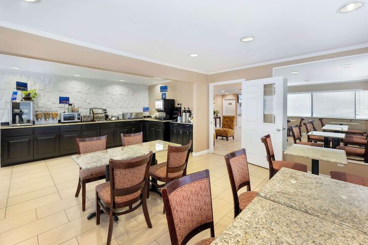 Best Western Snyder Inn