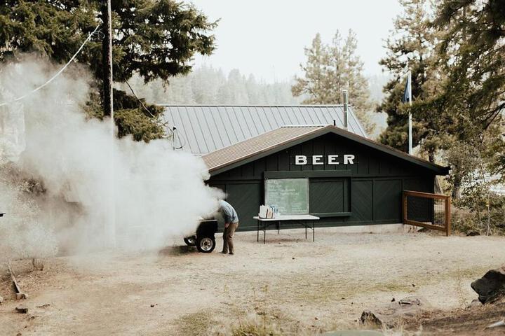 The Suttle Lodge & Boathouse