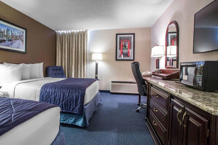 Quality Inn Schaumburg - Chicago near the Mall