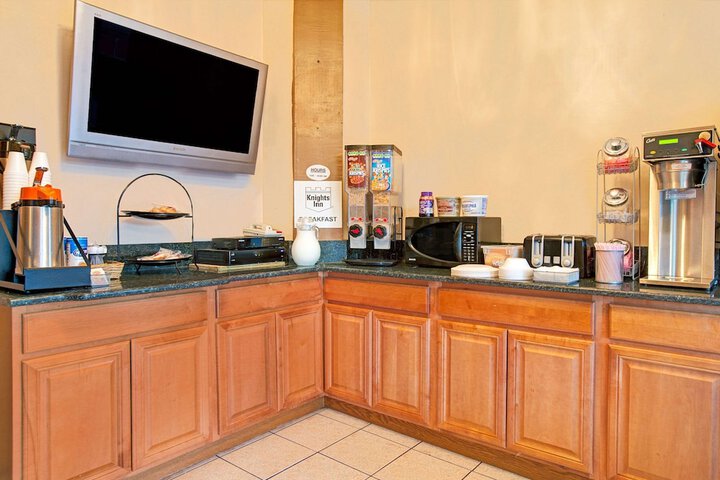 Breakfast/Coffee Service 16 of 16