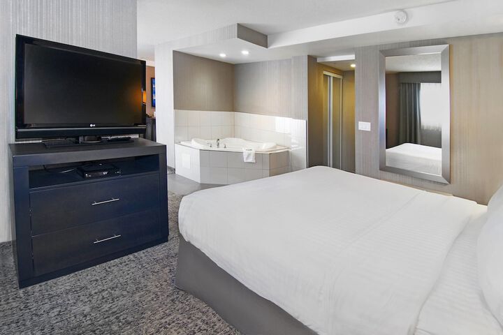 Room 21 of 48