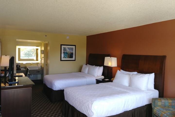 Room 21 of 48