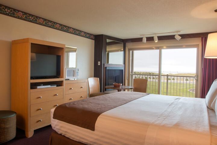 Hi-Tide Oceanfront Inn