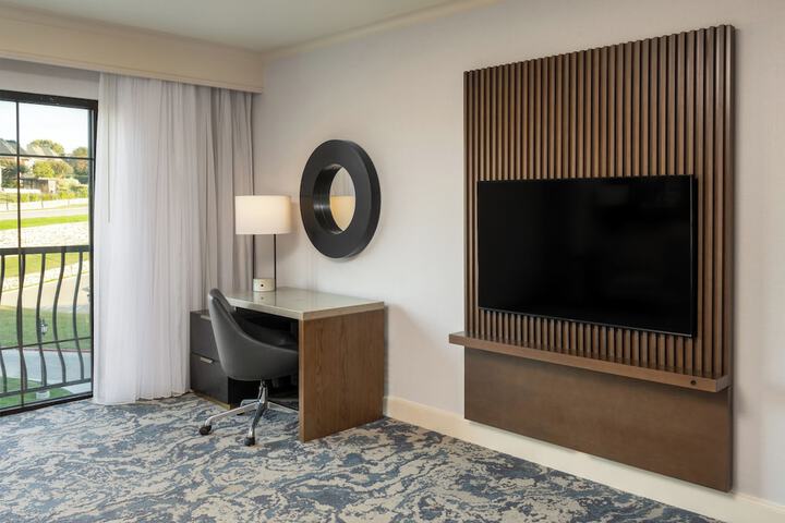 Hilton Dallas / Rockwall Lakefront