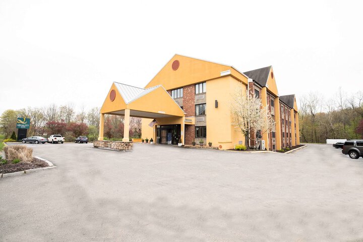 Hotel 4 of 37
