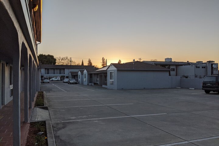 Property Grounds 14 of 15