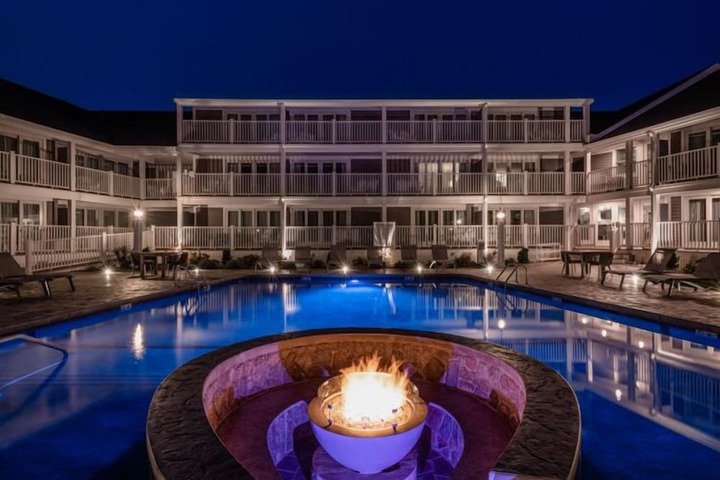 Pelham House Resort
