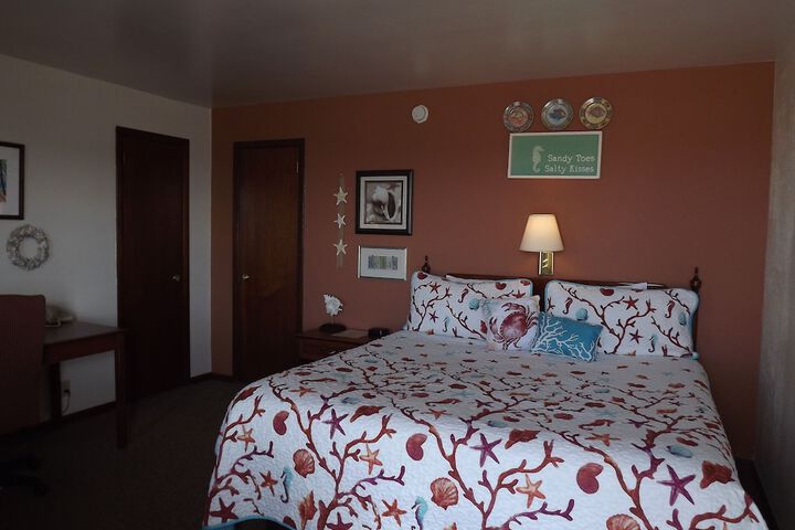 Room 36 of 175