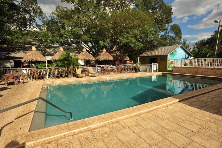 Pool 4 of 26