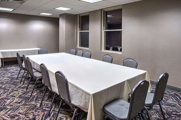 DoubleTree by Hilton Utica