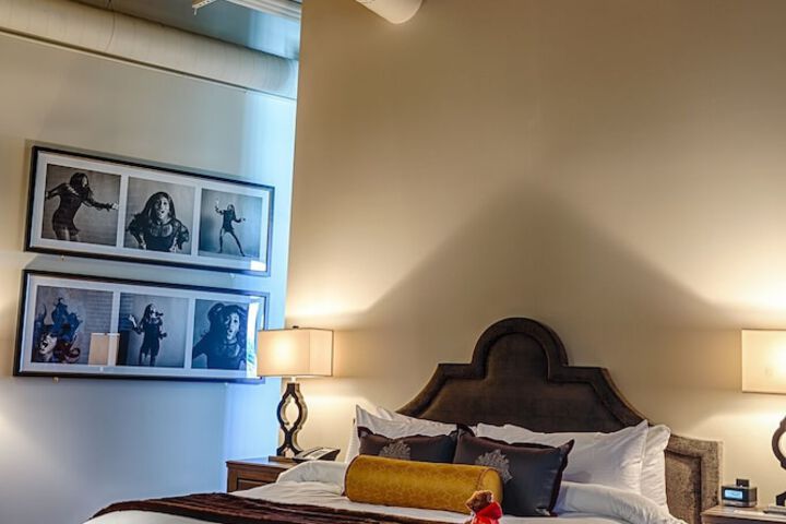 Room 20 of 36