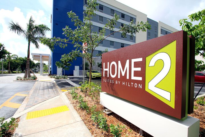 Hotel 2 of 54