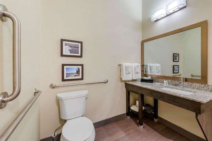 Room 14 of 27
