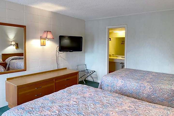 OYO Hotel Mauldin SC South Main Street