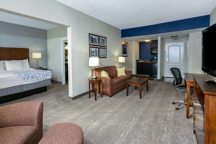 La Quinta Inn & Suites by Wyndham Horn Lake / Southaven Area