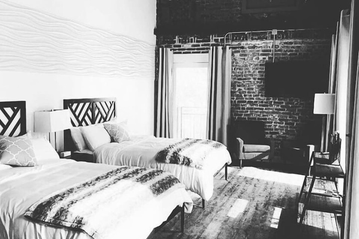 Room 25 of 36