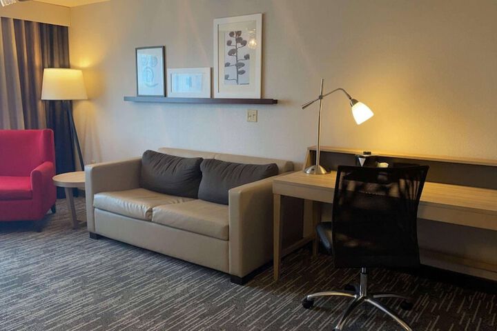 Country Inn & Suites by Radisson Galena, IL