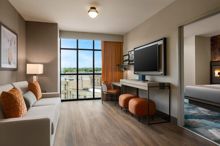 Hotel Avail Rogers Tapestry Collection by Hilton