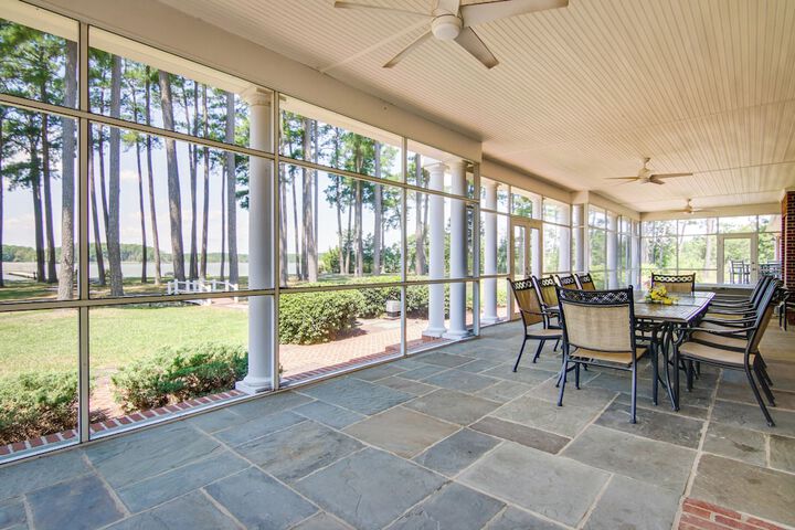 Waterfront Cambridge Gem w / Hot Tub Pool & Dock!