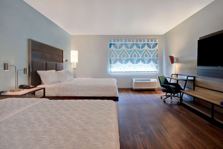 Room 28 of 45