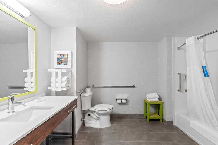 Hampton Inn & Suites Lathrop