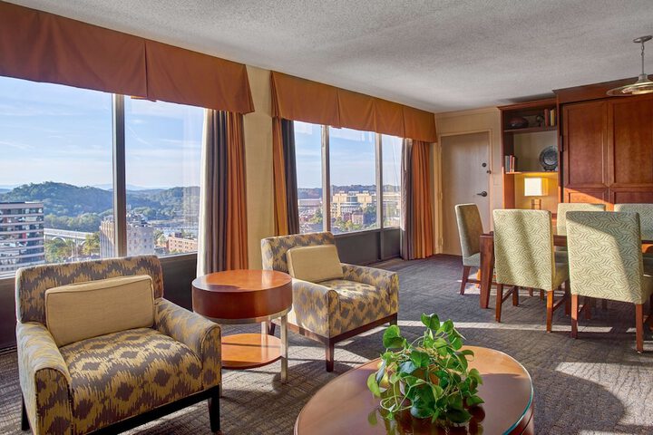 Hilton Knoxville