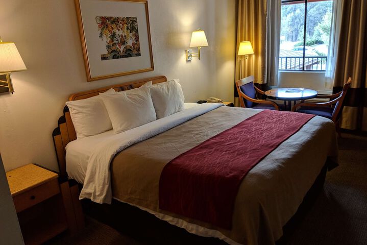 Room 30 of 37