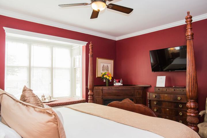 Room 50 of 169