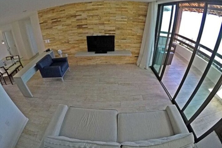 Room 25 of 58