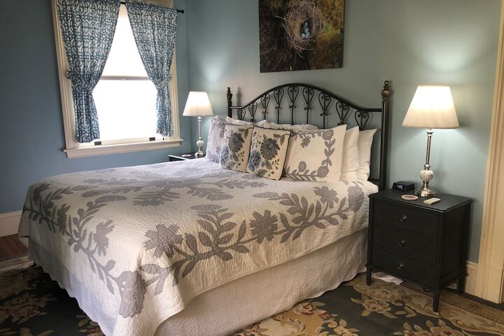 Room 6 of 31