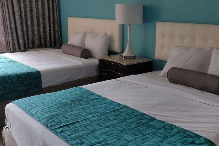 Howard Johnson by Wyndham Reno Downtown