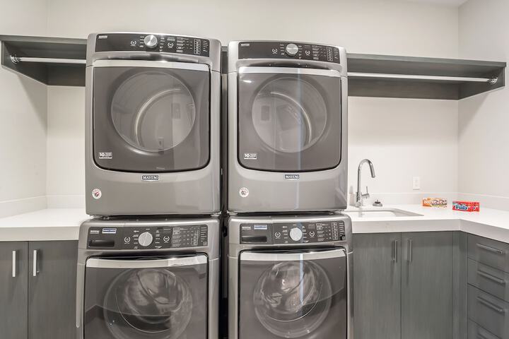 Laundry 285 of 306
