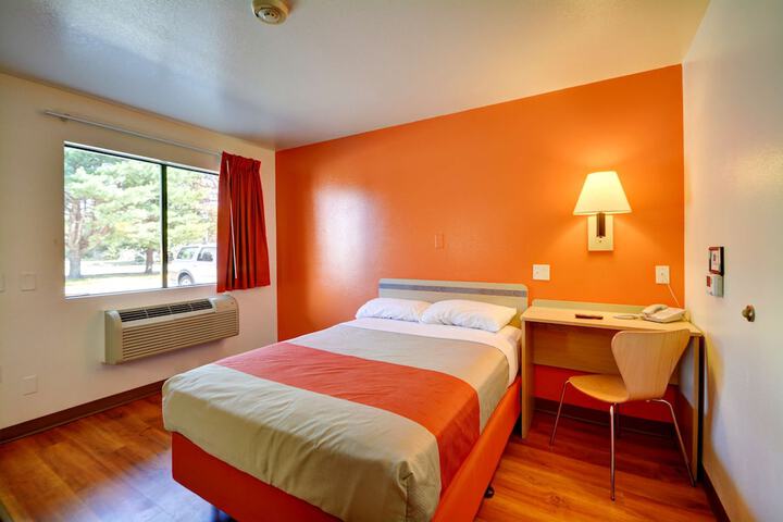 Room 22 of 27