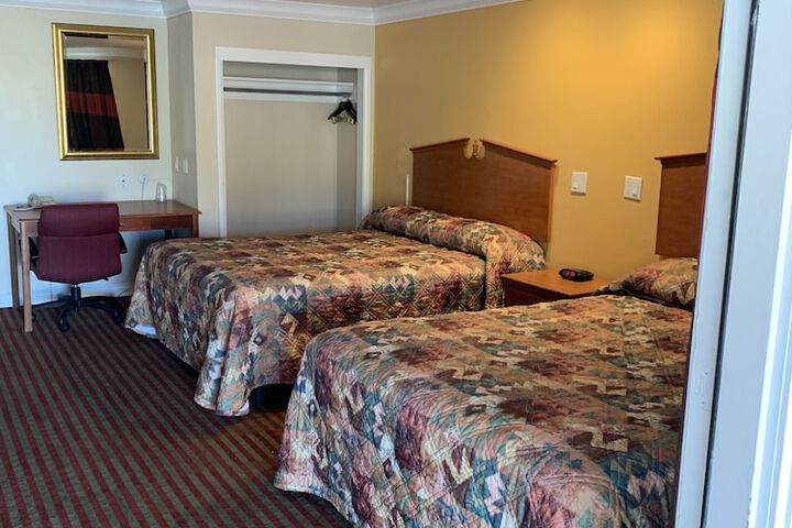 Room 63 of 107