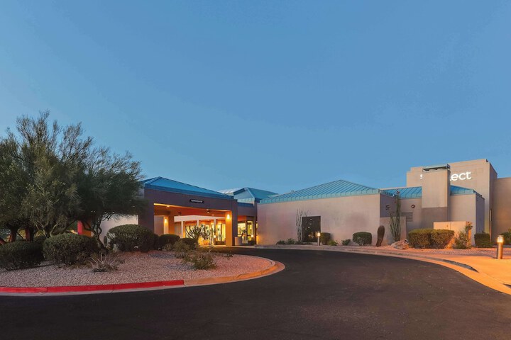 Hotel 4 of 84