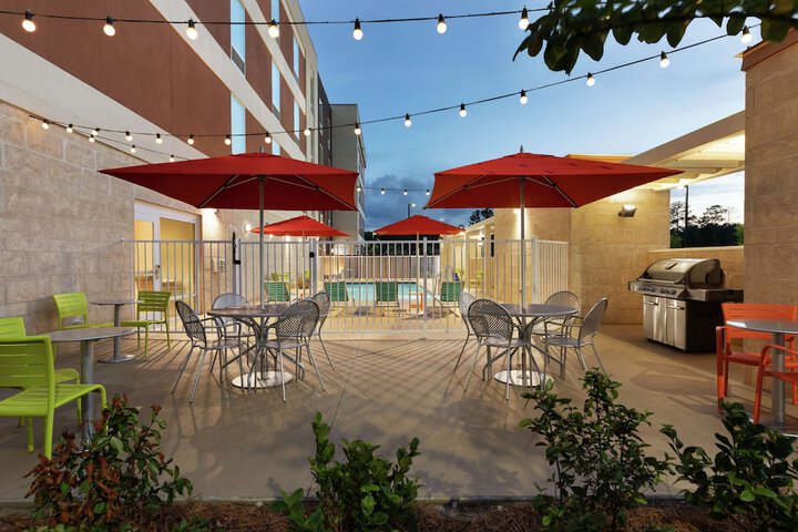 Terrace/Patio 39 of 43